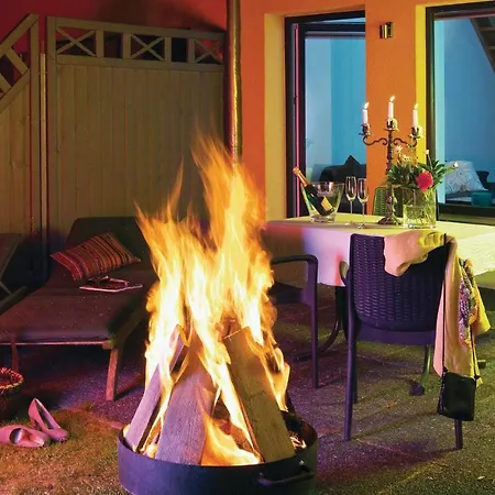 Дом отдыха Lovely In With Kitchenette