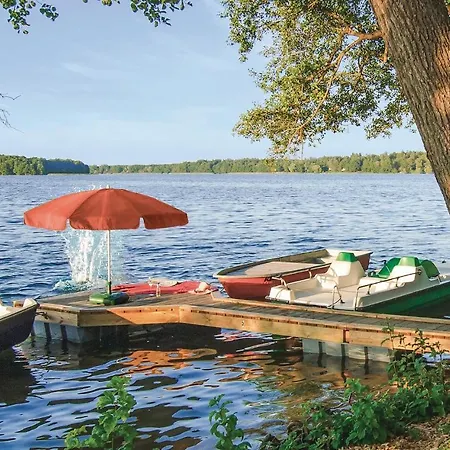 Дом отдыха Lovely In With Kitchenette